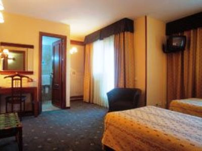 Husa Hotel Bergidum Ponferrada Zewnętrze zdjęcie